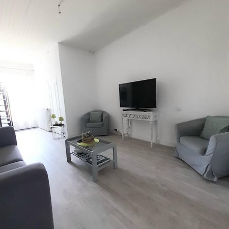 L'Oasis Lägenhet Mouleydier Exteriör bild